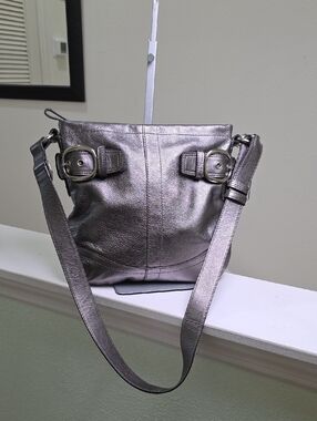 COACH F16514 Gunmetal Gray Metallic Leather Adjustable Crossbody Bag EUC